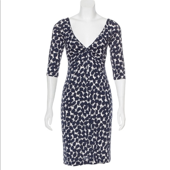 Diane Von Furstenberg Tarelle Print Silk Ruched Bust 3/4 Sleeve Sheath Dress - Picture 1 of 5